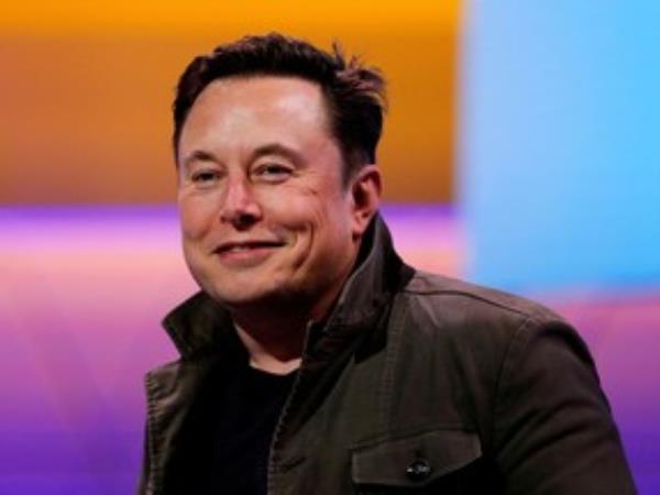 “I don’t have co<em></em>nfidence in management,” Elon Musk said in one early filing regarding the Twitter deal.